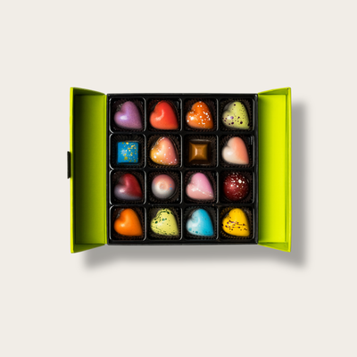 16 Piece Mother's Day Gift Box